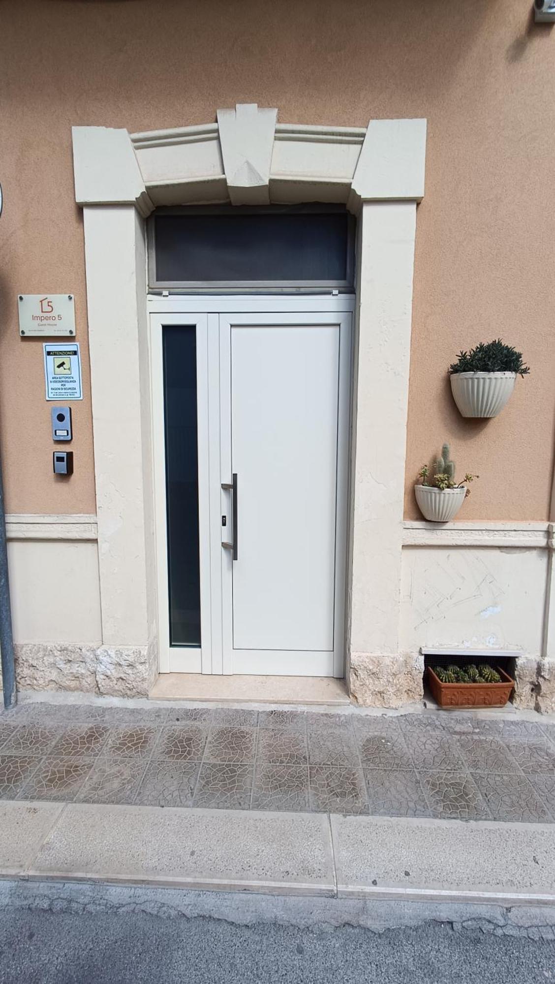 Impero 5 Duepiuno Apartment Acquaviva delle Fonti Bagian luar foto