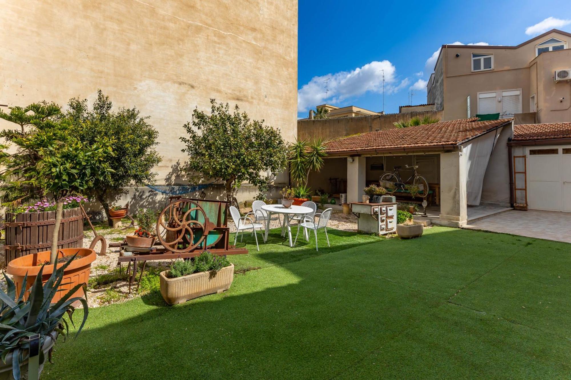 Impero 5 Duepiuno Apartment Acquaviva delle Fonti Bagian luar foto